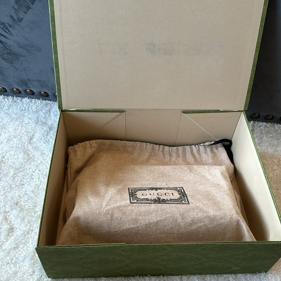 Gucci purse/crossbody - Picture 12 of 12